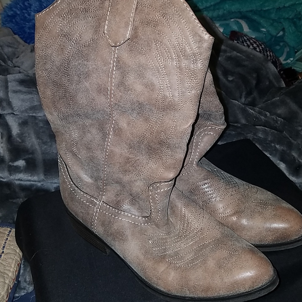 Boots